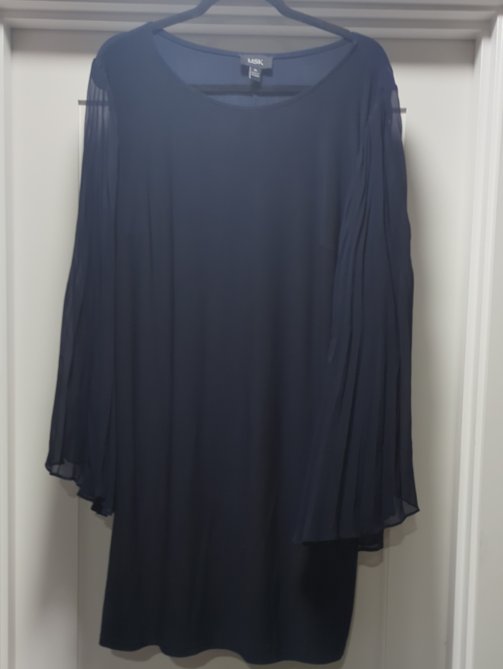 MSK Navy Pleated-Sleeve Long-Sleeve Dress